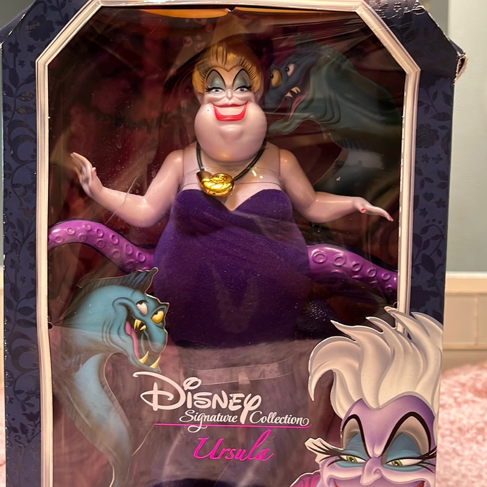 Ursula Disney Signature Collection Little Mermaid Villain